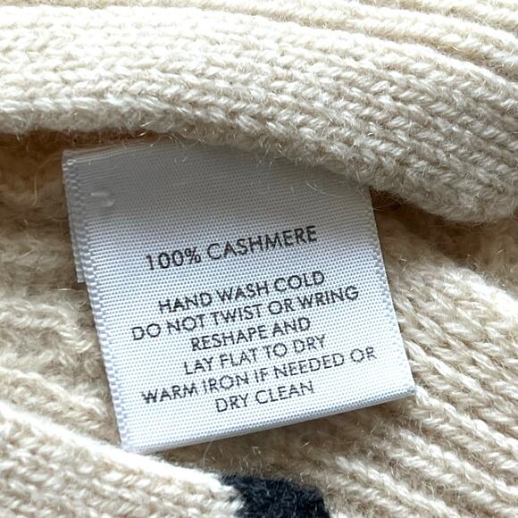White + Warren Womens Cashmere Sweater Cream V-Neck Size Medium - Picture 12 of 12